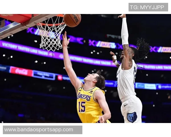 里夫斯称赞球队传球手实力认为正常情况下能占据90优势