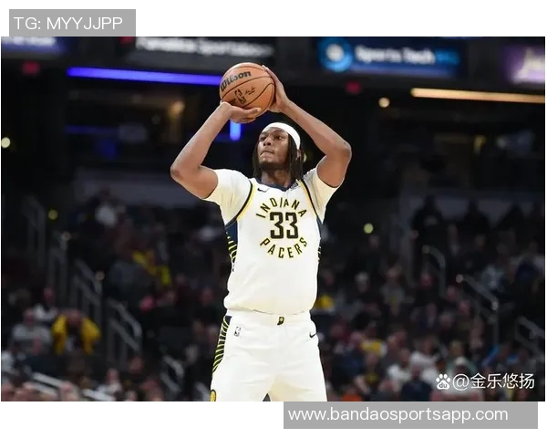 特纳状态回暖表现抢眼13投8中三分命中率高达625砍下23分6篮板4抢断1盖帽