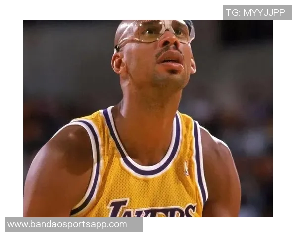 米勒称约基奇是历史前五中锋仅次于奥尼尔与贾巴尔