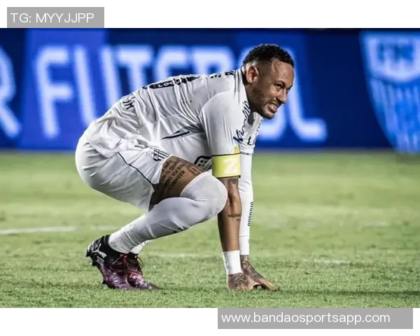 内马尔合同年底到期多家俱乐部受伤前密切关注他