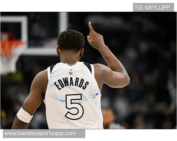 华子零失误展现自信芬奇称鼓励投篮是成功关键 华子零失误展现自信芬奇称鼓励投篮是成功关键