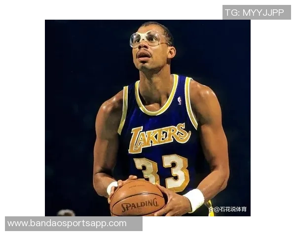 米勒评最强攻防一体球员贾巴尔大梦现役字母哥SGA小卡谁更强