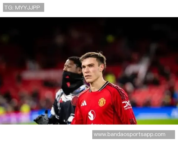 曼联今夏急需引进两名高水平中场以弥补乌加特的防守漏洞