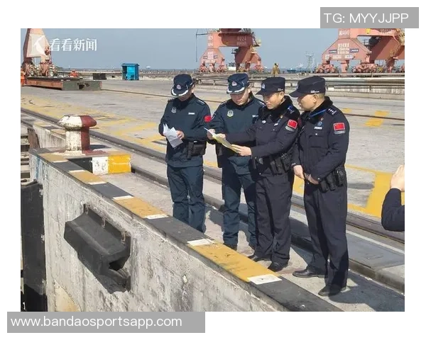 上海海港队提前集结备战训练中中秋节期间不放松全力以赴迎接挑战 上海海港队提前集结备战训练中中秋节期间不放松全力以赴迎接挑战