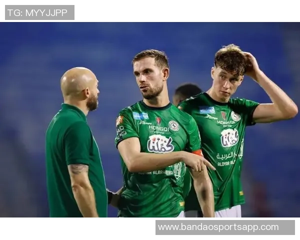 媒体人分析亨德森与小杨配合前景期待未来传球次数增加 媒体人分析亨德森与小杨配合前景期待未来传球次数增加